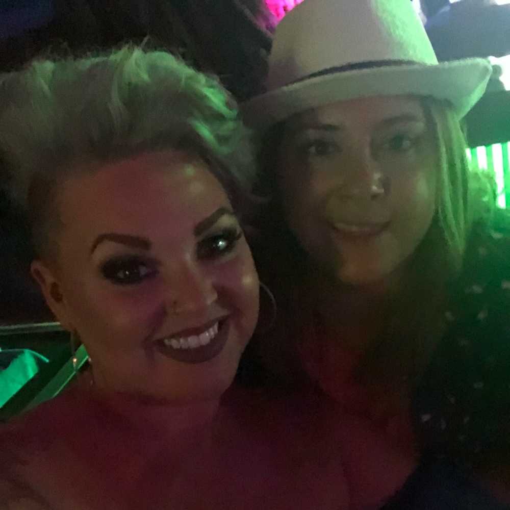 Meet your Posher, Nikki lynn